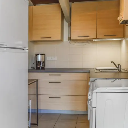 Two-bedroom In Calcatoggio (Corsica)