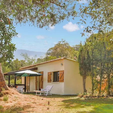 Awesome In Calcatoggio With Wifi * Calcatoggio (Corsica)