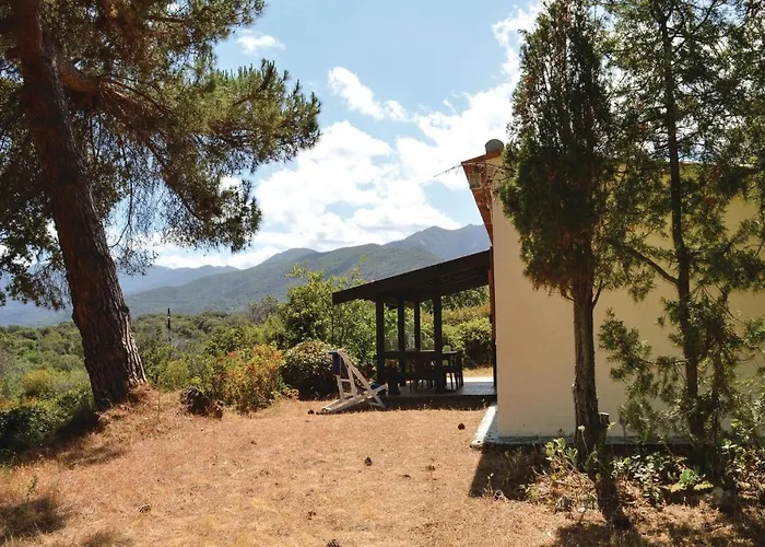 Two-bedroom In * Calcatoggio (Corsica)